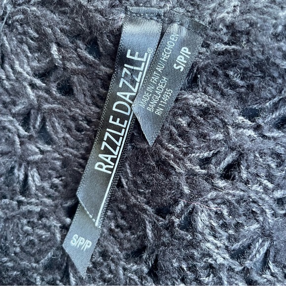 Women’s Lace Knit Tunic Sweater - Picture 4 of 5